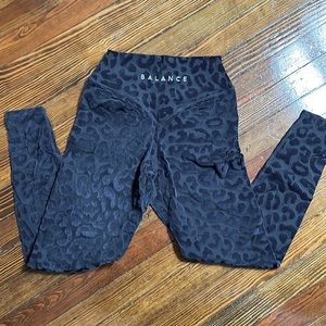 Balance Athletica - women’s lux legging in color PANTHER (a blue-ish gray tone)